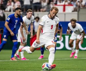 英格兰4-2战胜克罗地亚取开门红20260618星期四